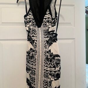 bebe Black and White Strapless Printed Cocktail Dress